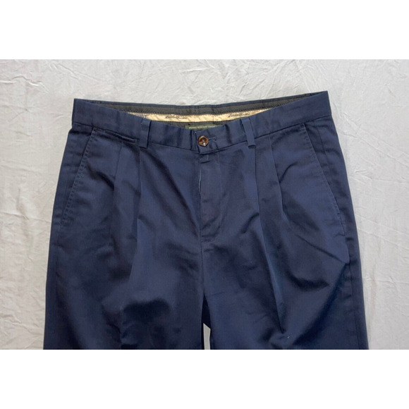 Eddie Bauer Pleated Wrinkle Resistant Classic Fit 100% Cotton Chino Pants. 35X31 - Picture 6 of 9